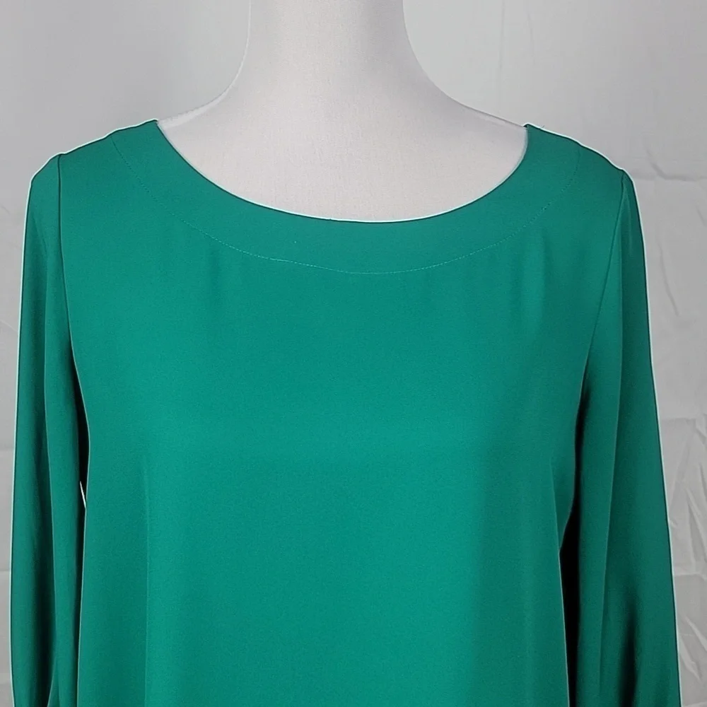 LOFT Size S Kelly Green 100% Polyester Asymmetrical Sleeve Blouse, Exc Used Cond